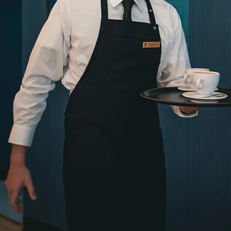 Отель Royal Continental 4*