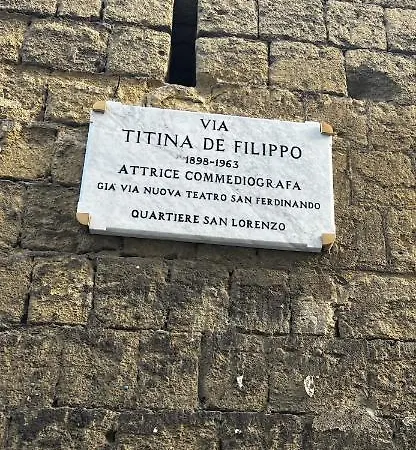 House Tomas Naples