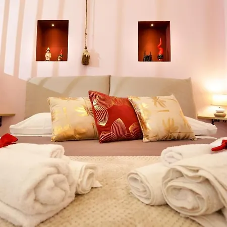 Palepolis Apartment *