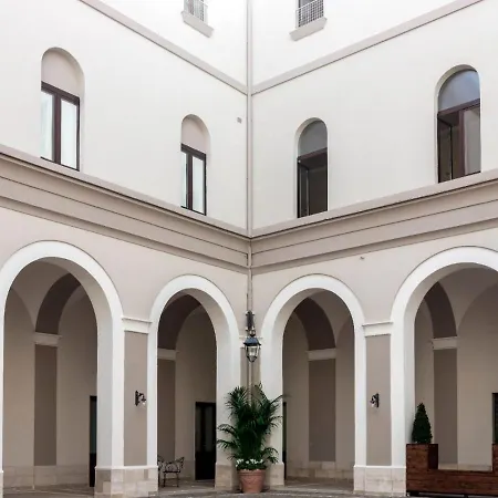 Residenza D’epoca Chiostro San Francesco *