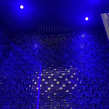 Samm Porta San Gennaro * Nápoles