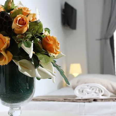 Bed & Breakfast Maison Du La Rua (adults Only) 2*