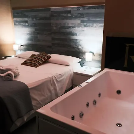Royalty & Bed & Breakfast
