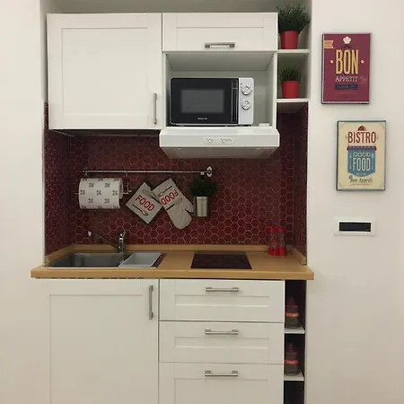 Apartment Il Cornicello Di Carola-appartamento Supersfizioso Naples