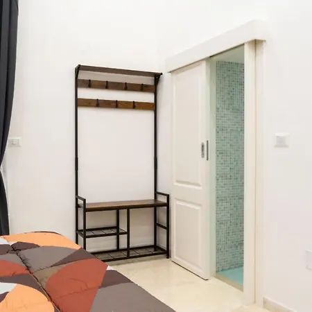 Apartament Olina 1 *