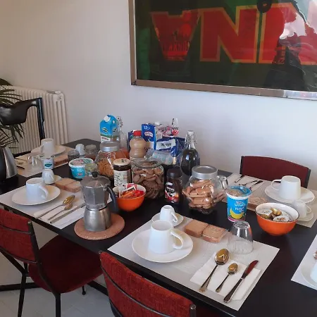 Apartment Charming With Balcony In The Historic Center