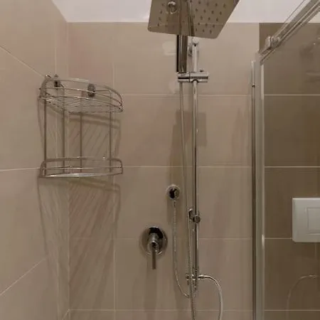 Apartment Le Maison Pochet Duomo Luxury Naples
