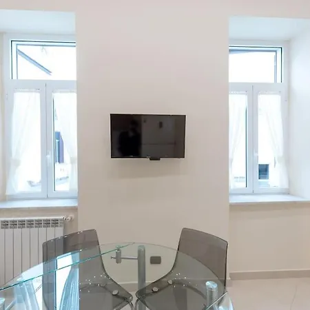 Le Maison Pochet Duomo Luxury Apartment *