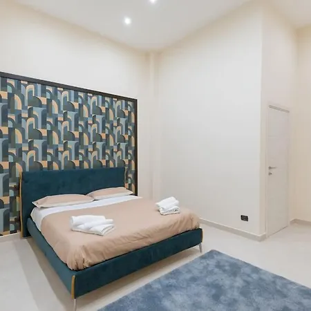 Apartment Le Maison Pochet Duomo Luxury Naples