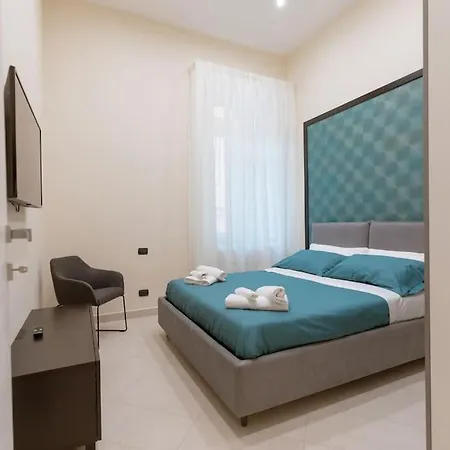 Apartment Le Maison Pochet Duomo Luxury Naples