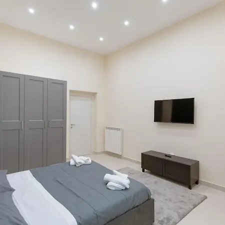 Apartment Le Maison Pochet Duomo Luxury