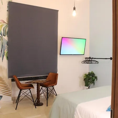 Little Capri Bed & Breakfast Naples