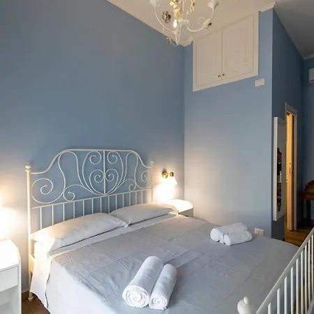 Palazzo Del Principe San Severo 3 Bedrooms & Terrace! * Napels