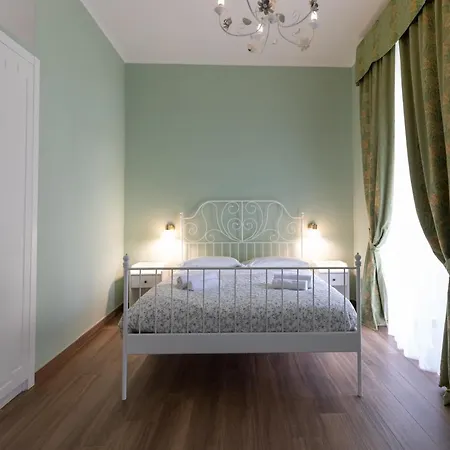 Palazzo Del Principe San Severo 3 Bedrooms & Terrace! Appartement *