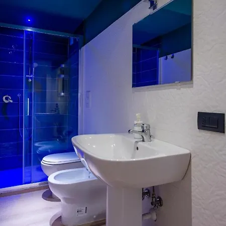 Apartment In Flats Santa Chiara Naples