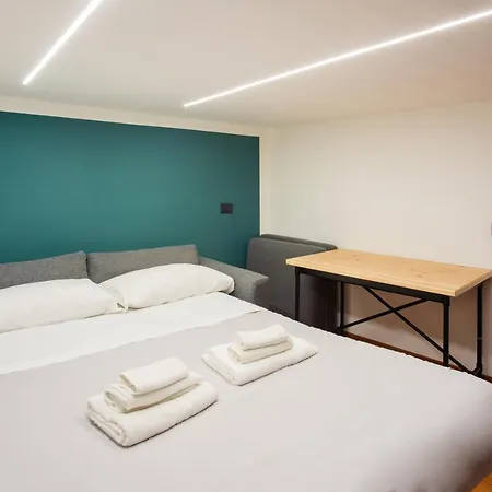In Flats Santa Chiara Naples