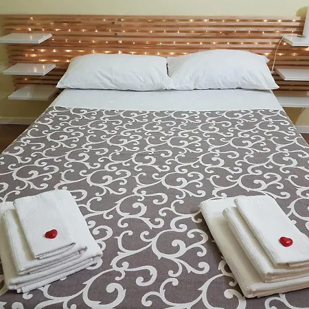 Rega House Bed & Breakfast Napoli