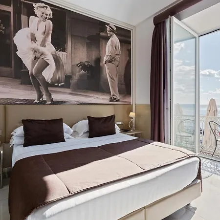 Partenope Relais 4* Neapol