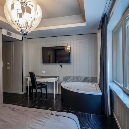 Partenope Relais 4* Neapol