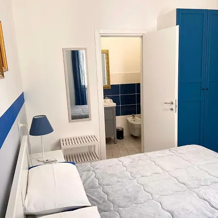 Apartment Vico Longo 25 - Ensuit Flat In The Heart Of Naples