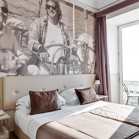 Hotel Partenope Relais