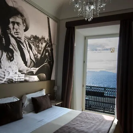 Partenope Relais Neapol