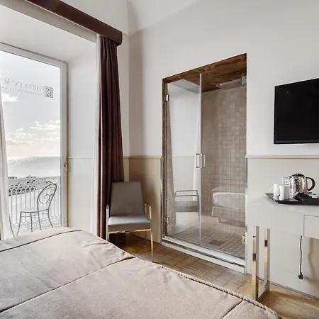 Hotel Partenope Relais Neapol