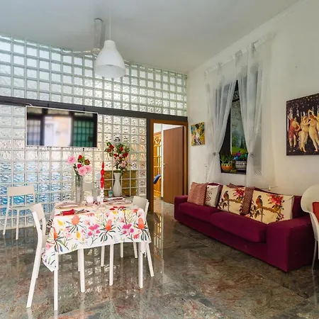 Museo Filangieri Apartament *