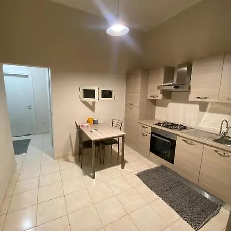 Thomas Apartment