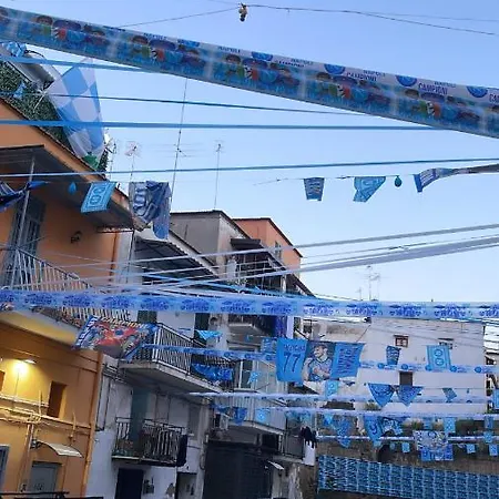 La Casa Di Raffaele Centro * Neapol