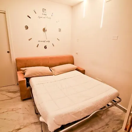 Mergellina 84 Chiaia, Stadio Maradona Lungomarecaracciolo Apartamento *