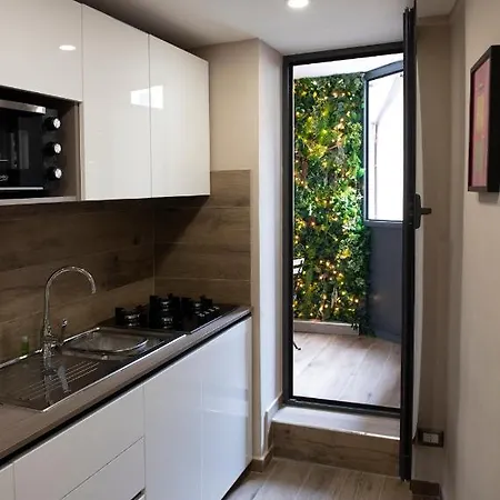Bed & Breakfast Famalu Neapol