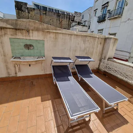Palazzo Del Principe San Severo 3 Bedrooms & Terrace! Napels