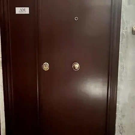 Am - Tra Il Centro E La Stazione Appartamento Napoli