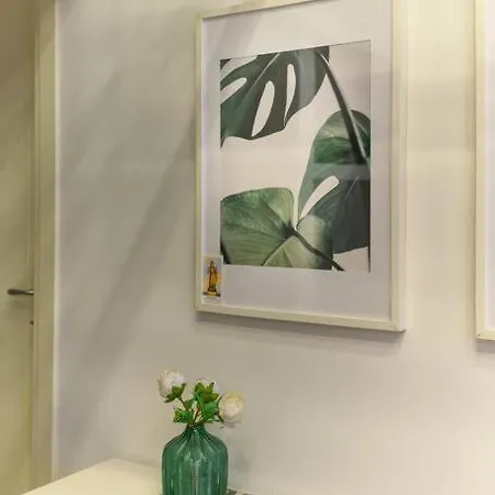 Santa Lucia Flat, *