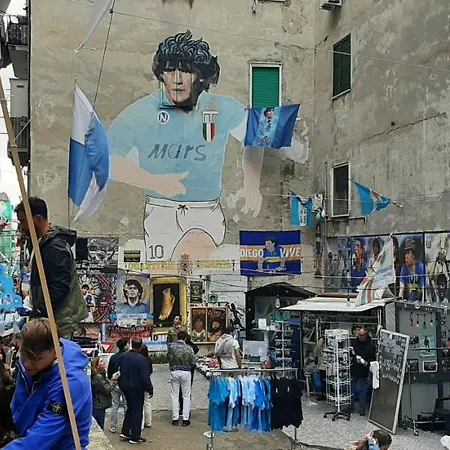 Casa Laura Oliva Mancini Napoli