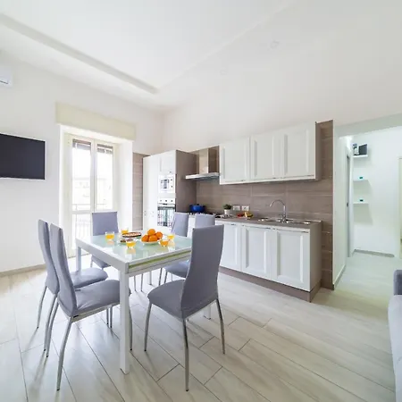 Chiara Modern By Wonderful Italy * Naples