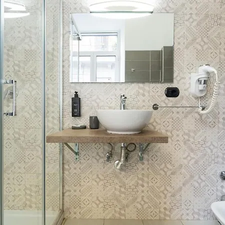 Duomo Hermes Relais 2* Neapel