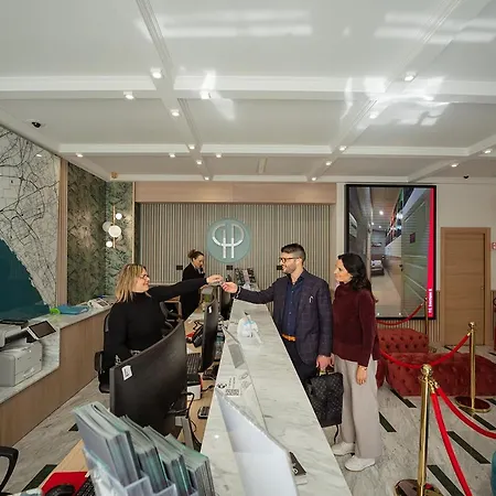 Gasthof Pc Boutique H Centro, By Clapa Group