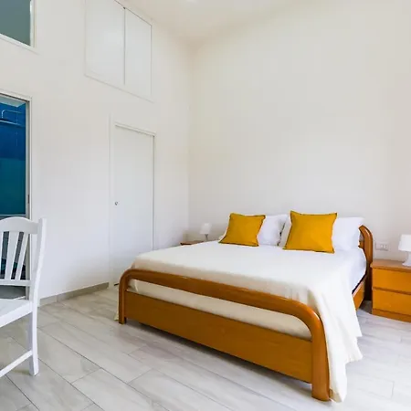 Chiara Modern By Wonderful Italy Apartment