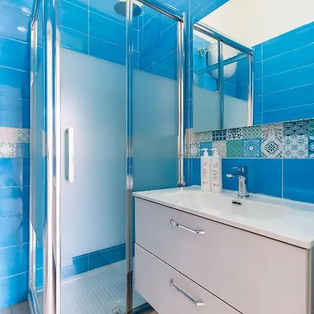 Chiara Modern By Wonderful Italy *