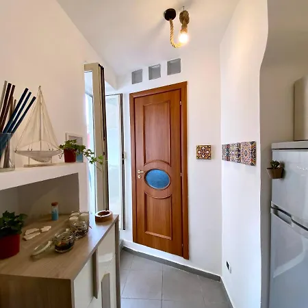 Casa Con Terrazzo In Centro Apartment Neapel