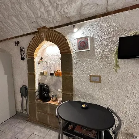 La Grotta * Naples