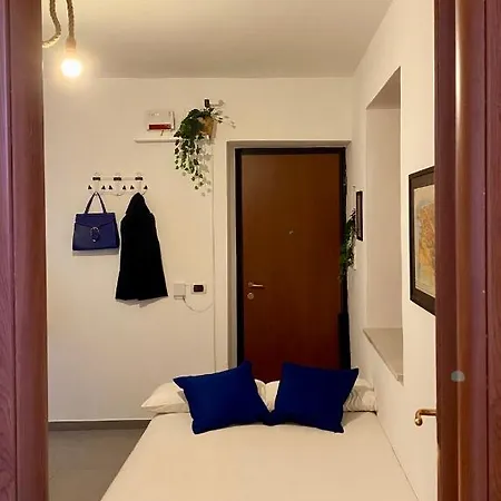 Casa Con Terrazzo In Centro Neapel