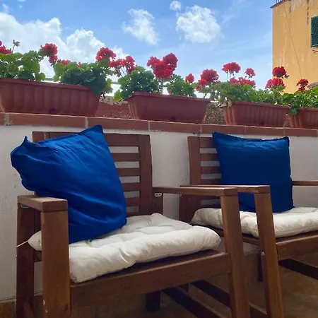 Apartment Casa Con Terrazzo In Centro Neapel