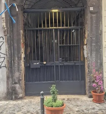 Guest house Tribunali Platamon Naples
