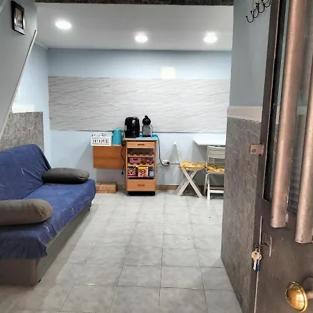 G&g Capodimonte Apartman