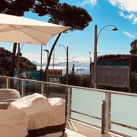 Semesterbostad La Terrazza Sul Sole Neapel