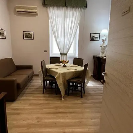 Apartment A Casa E Mamma' Naples