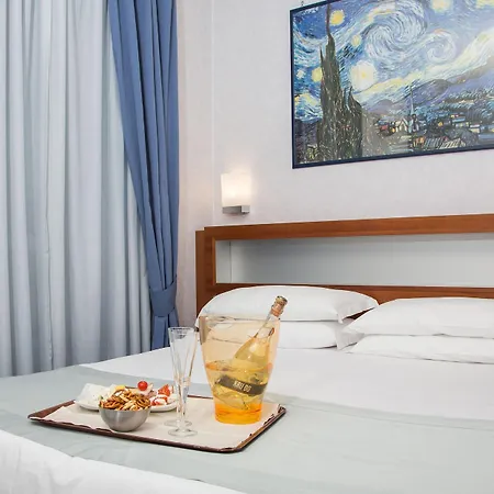 Western Plaza 4*